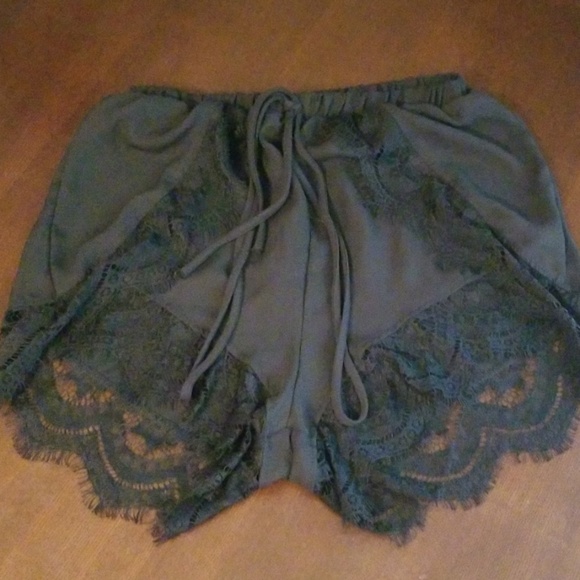 Windsor Pants - Windsor black shorts